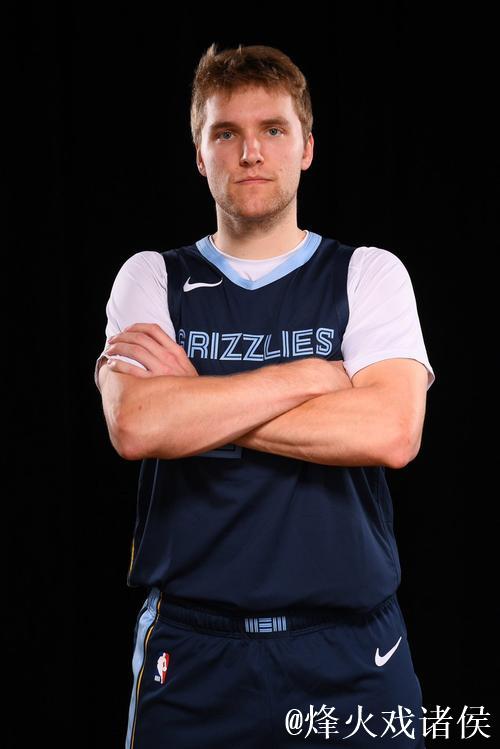 斯潘塞砍下生涯新高27分，快船沦为背景